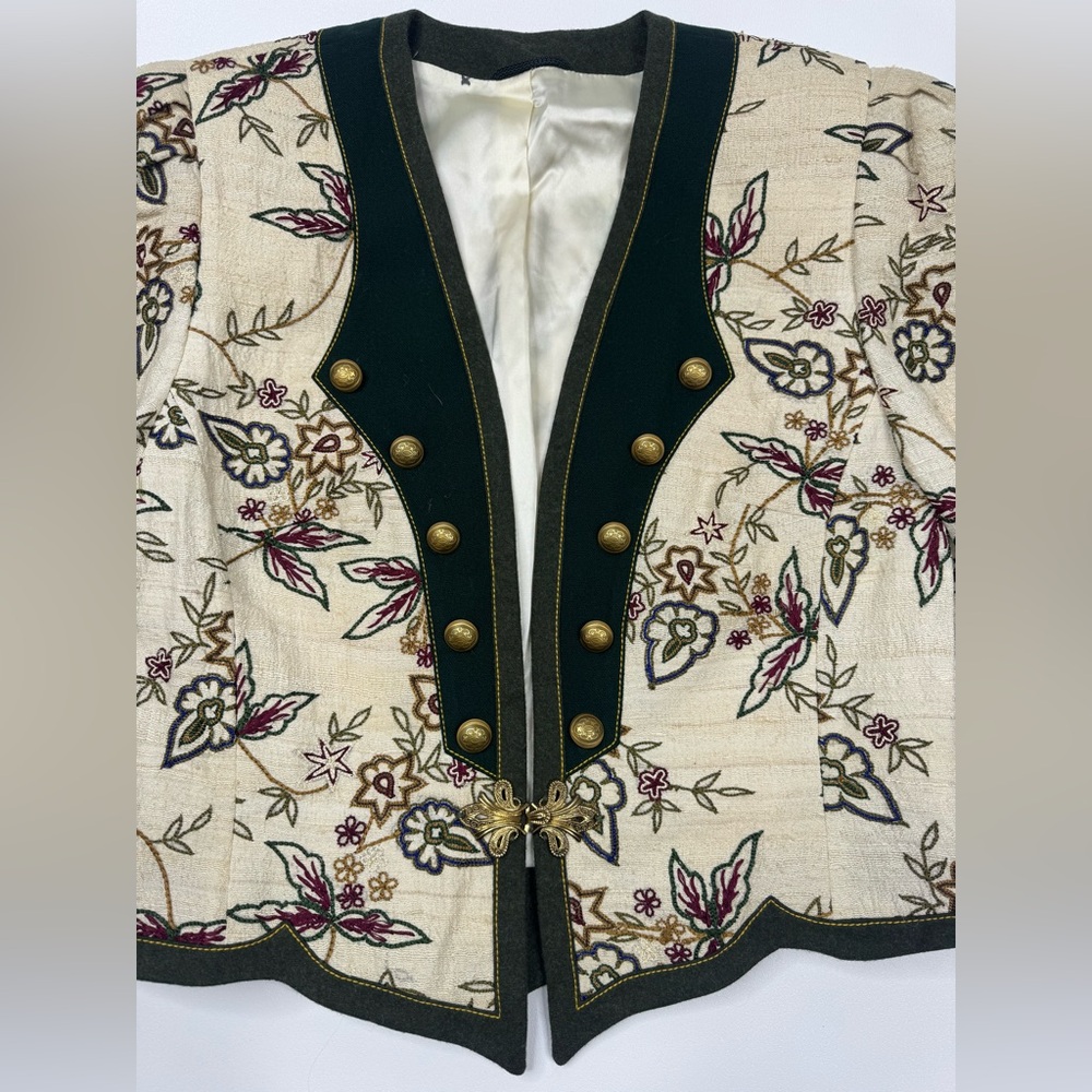Vintage Helene Straber Silk Embroidered Puff Sleeve Crop Jacket Size 38 US 8 - Picture 3 of 15